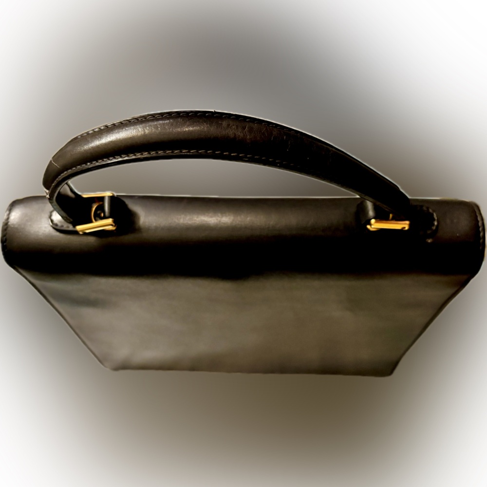 Gucci (w. COA) Calfskin Lady Lock Top Handle Satchel - Picture 3 of 16